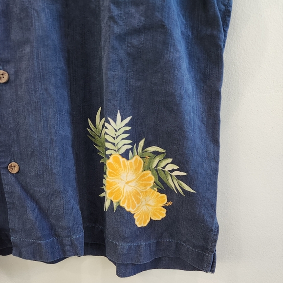 Tommy Bahama With A Twist Embroidered Pin Up Girl Navy Blue Silk Shirt Men's XL - Picture 5 of 8